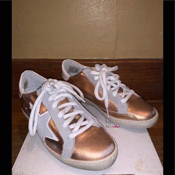 freebird tennis shoes